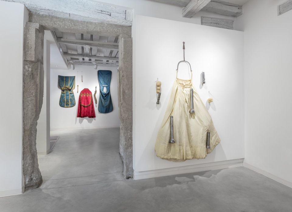 Installation view of Maurizio Pellegrin: Treni volanti, carte appese e altri pensieri, curated by Filippo Fossati, 7th May-19th September 2015, Marignana Arte, Venice