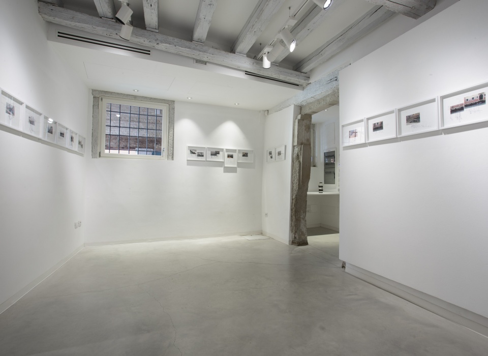 Installation view of Quando Scivolerà, Laura Bisotti, 20 elements, Ipotesi, 2016, 25 x 35 cm, collage of digital photos, drawings and writing on Fabriano F4 paper